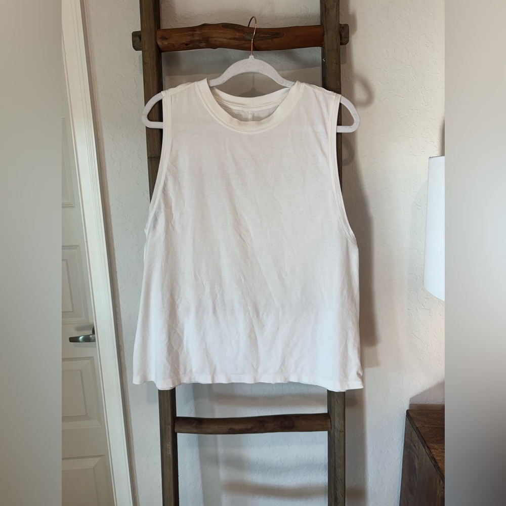Lululemon cut off tank